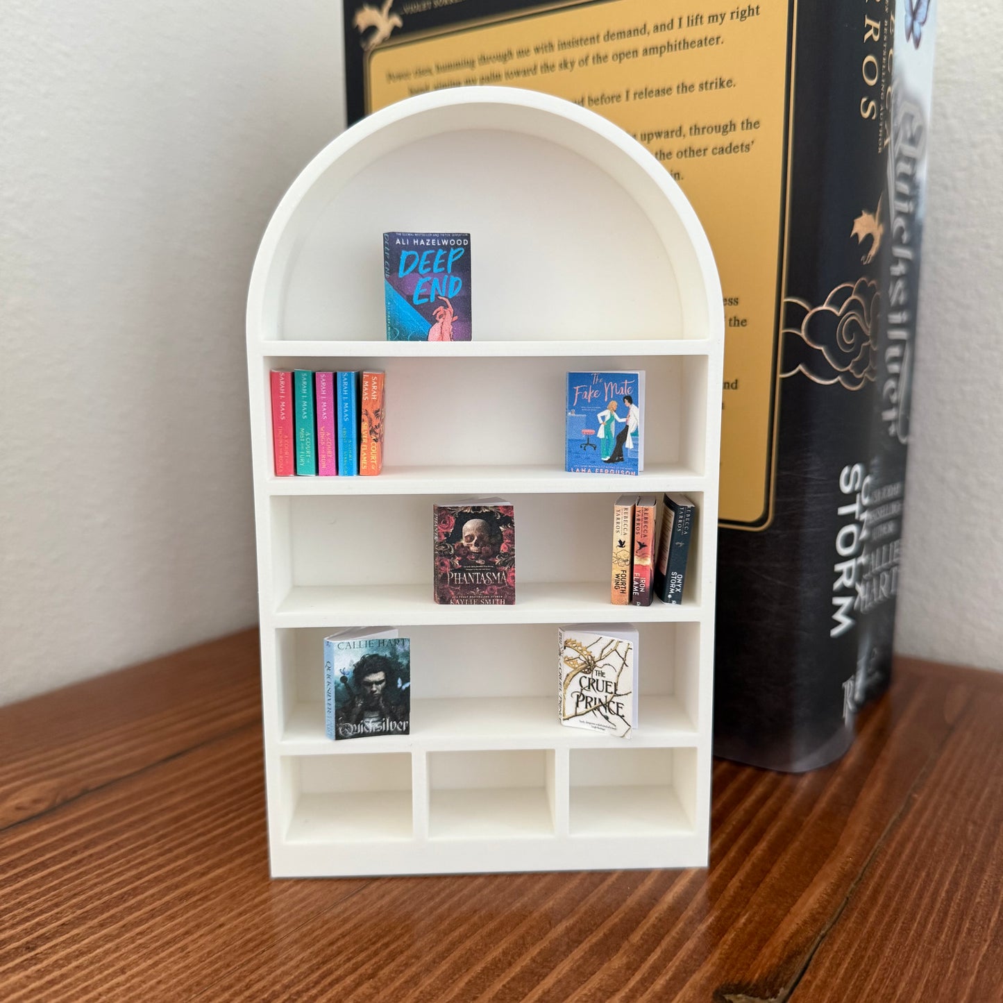 Elegant Arch Top Mini Bookshelf (1:12 Scale) - Showcase Your Mini Book Collection!